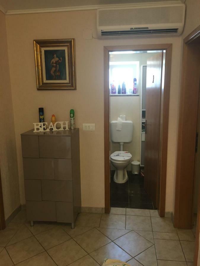Apartman Petra 1 Vir Exterior photo